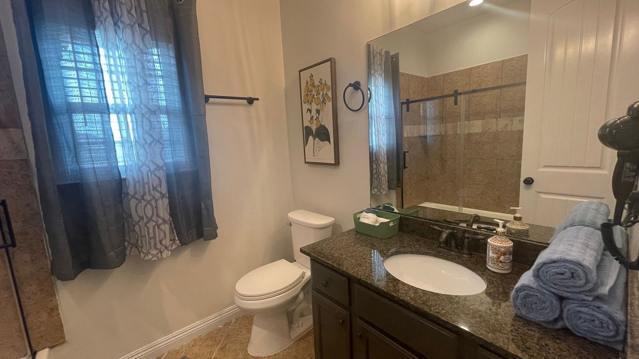 Photo of Bathroom in Cordova