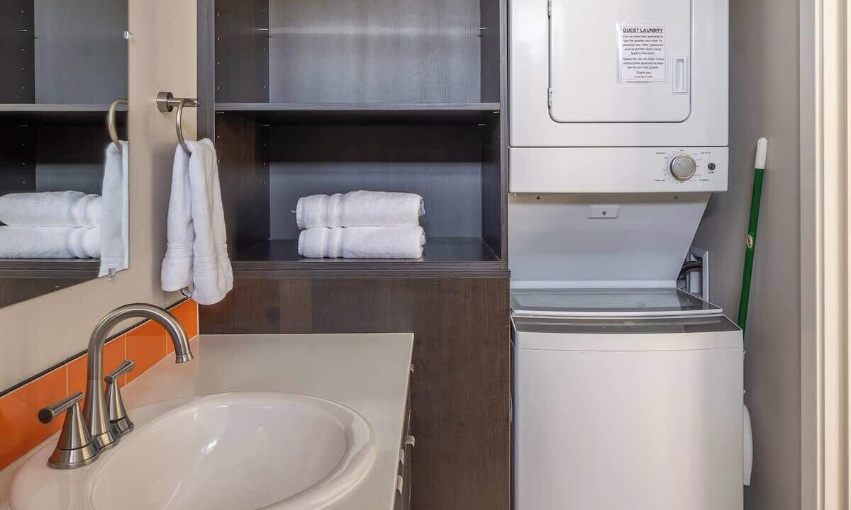 Photo of Bathroom in Hosford-Abernethy