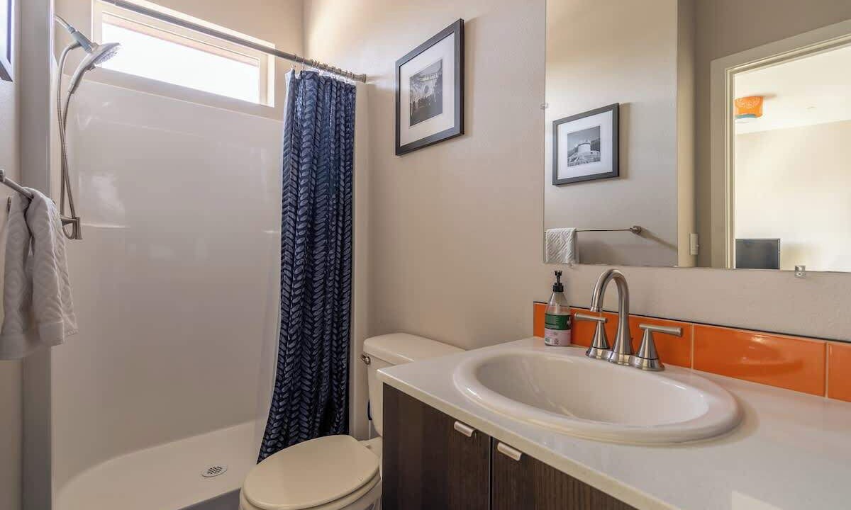 Photo of Bathroom in Hosford-Abernethy
