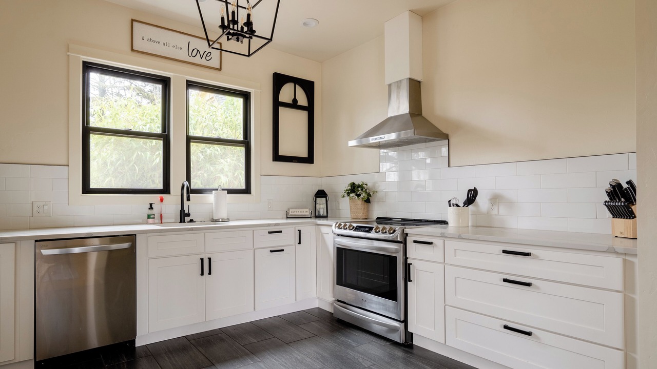 Photo of Kitchen in Hosford-Abernethy
