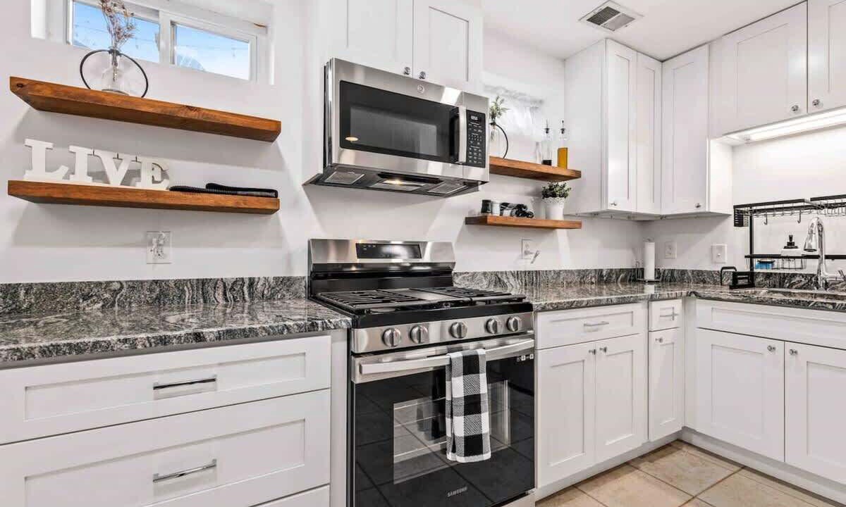 Photo of Kitchen in Edgewater