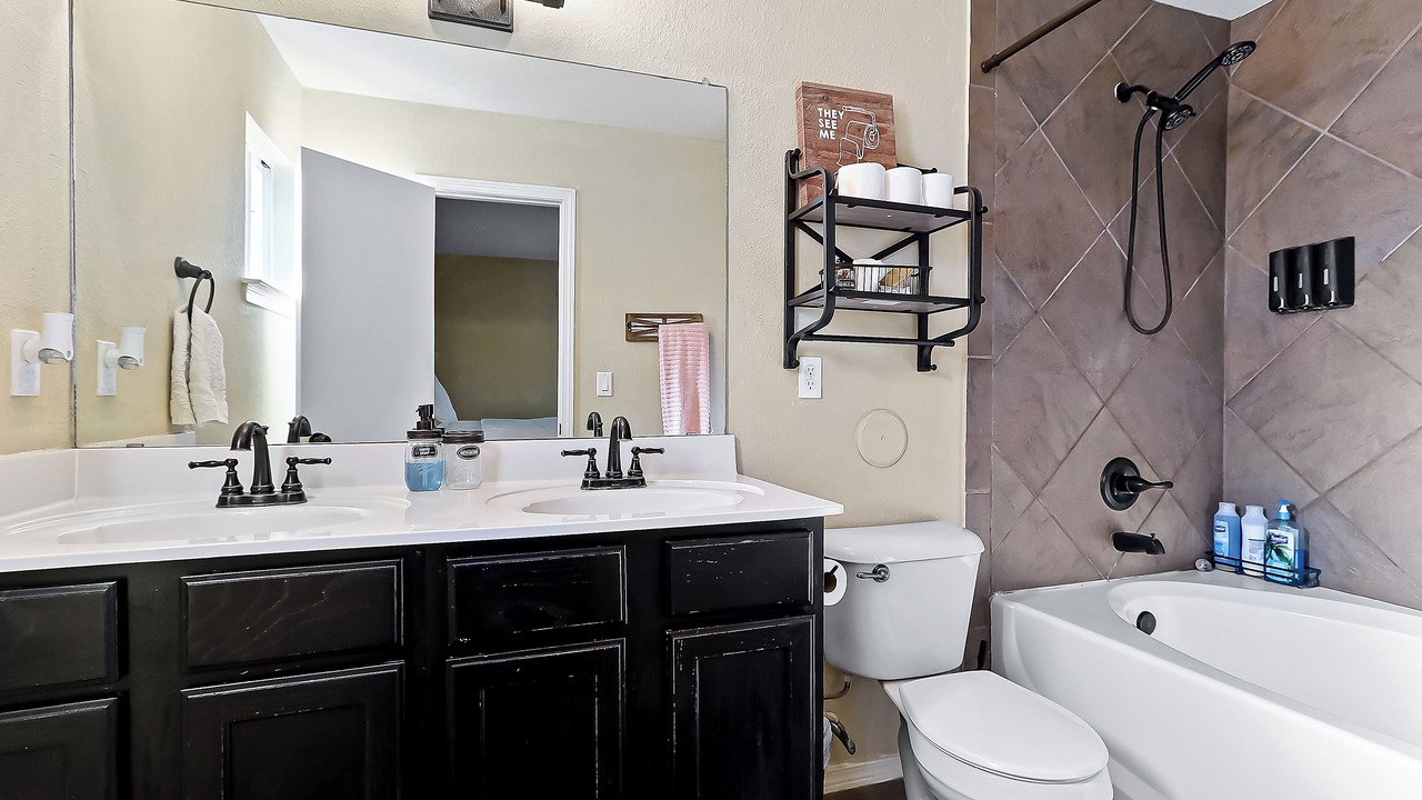 Photo of Bathroom in Biggs Field