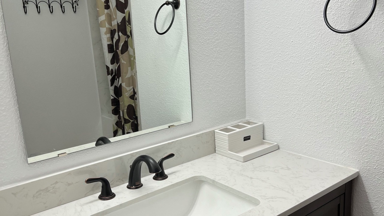 Photo of Bathroom in Alamogordo