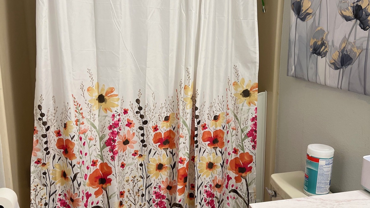 Photo of Bathroom in Alamogordo