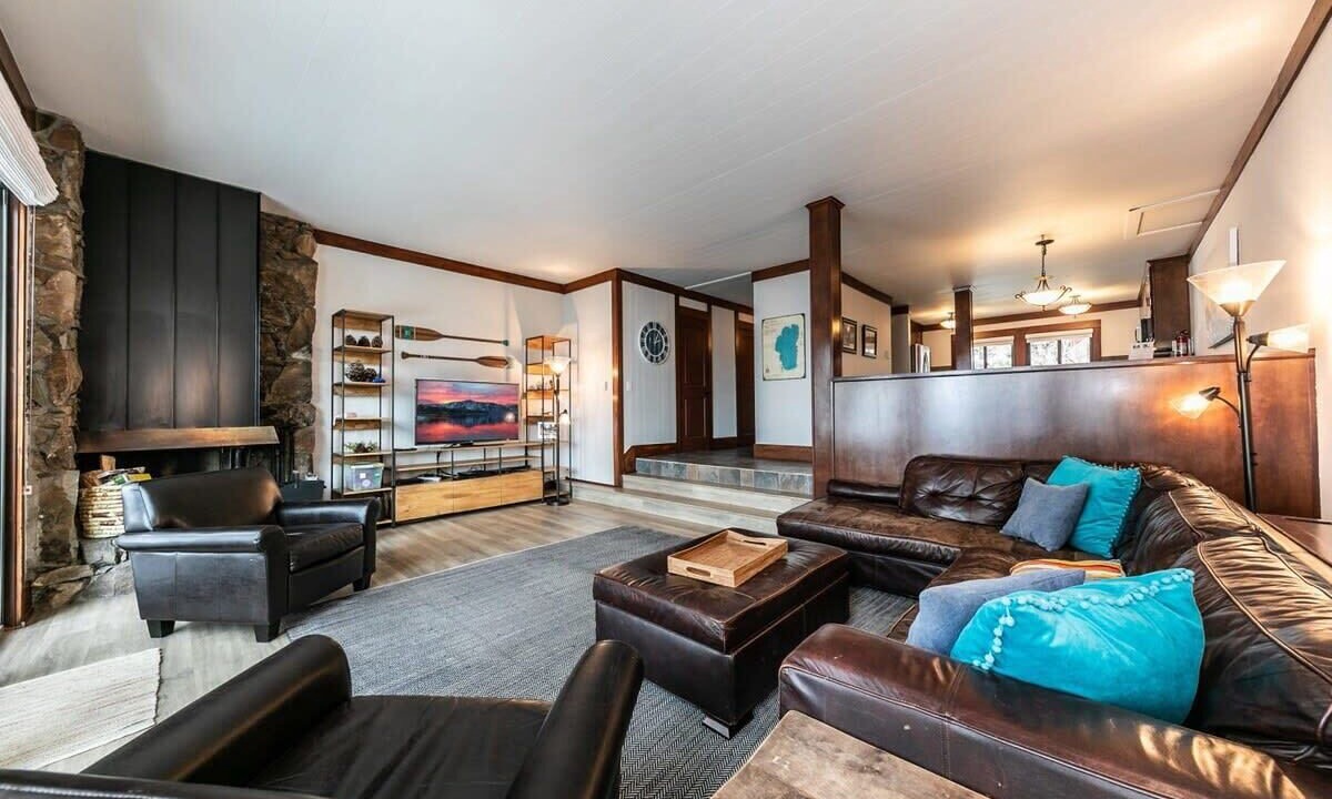 Photo of Bedroom in Tahoe Tavern