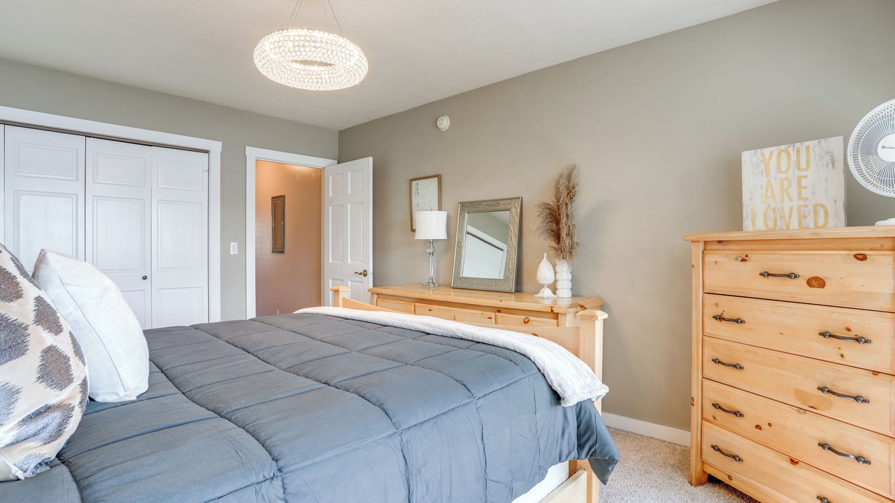 Photo of Bedroom in Paw Paw