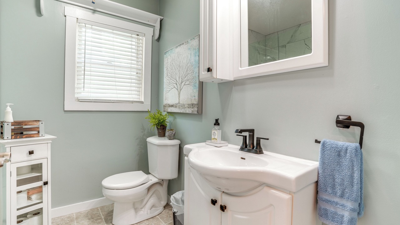 Photo of Bathroom in Paw Paw