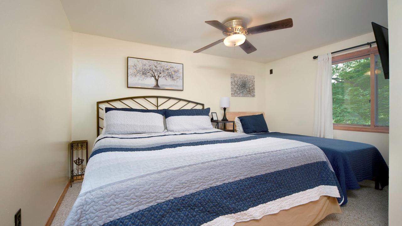 Photo of Bedroom in Perks