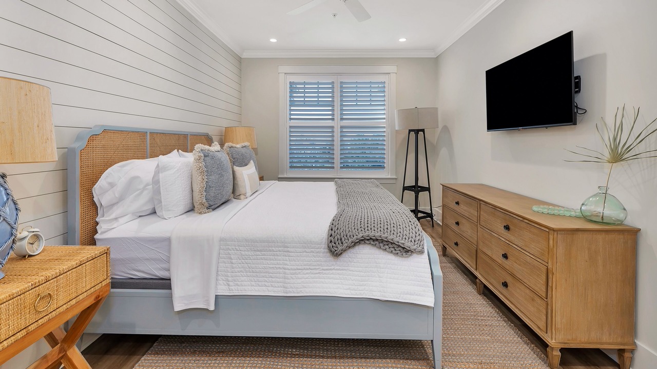 Photo of Bedroom in Jekyll Island