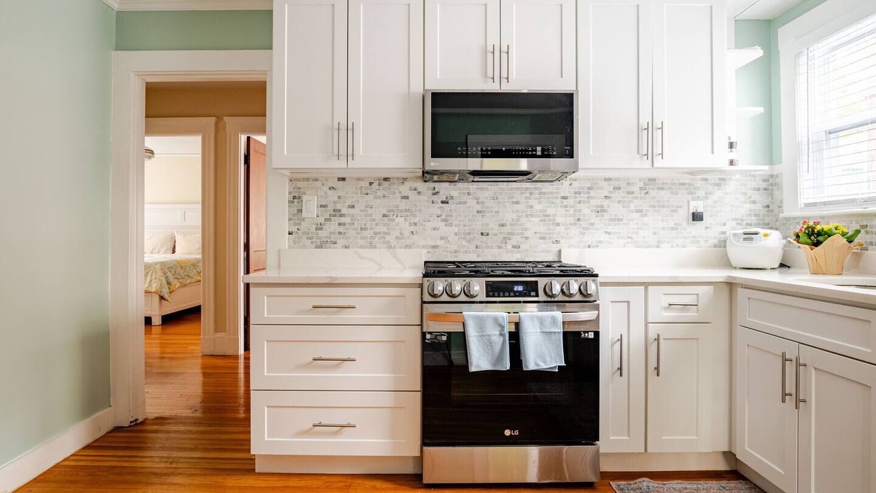 Photo of Kitchen in Commonwealth
