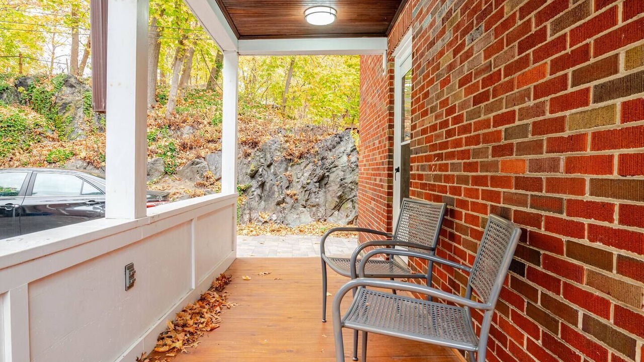 Photo of Patio Balcony in Commonwealth