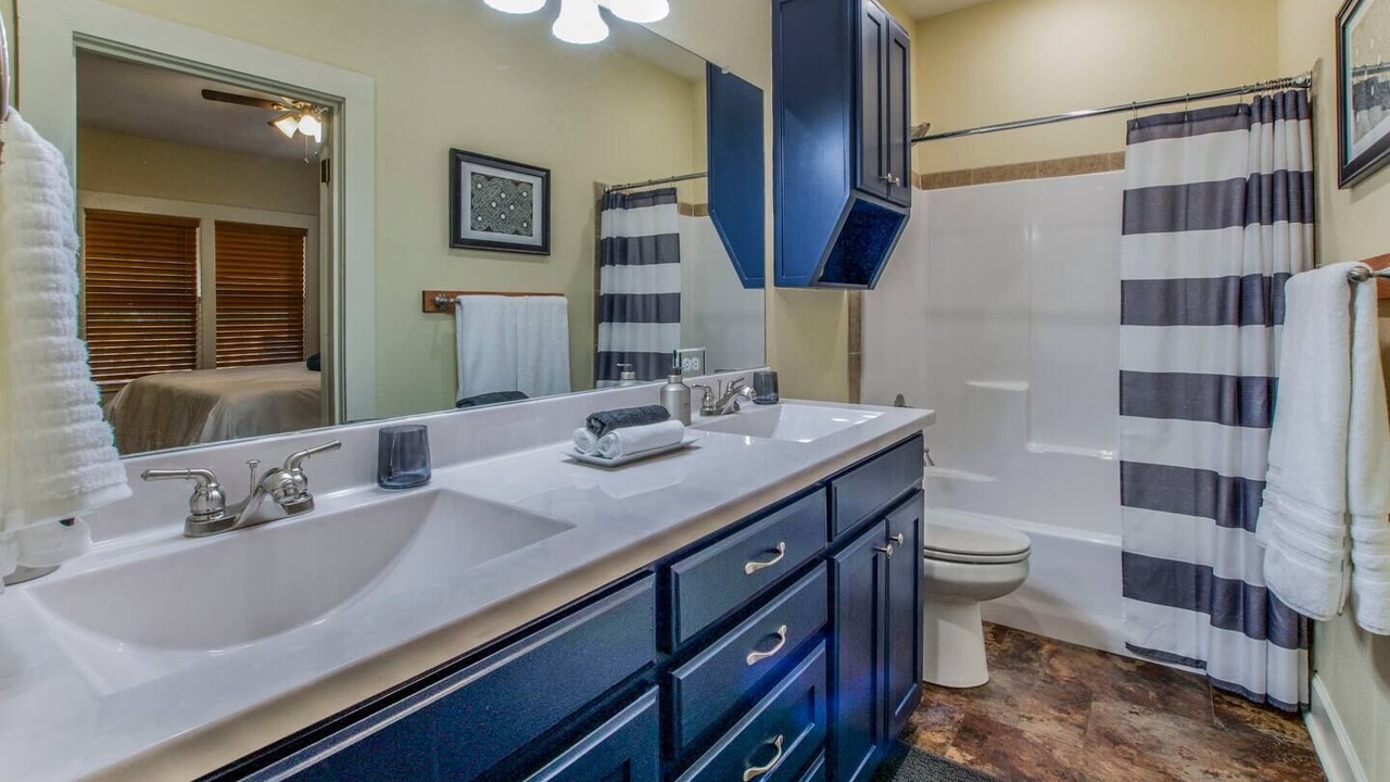 Photo of Bathroom in Lacy-Lakeview