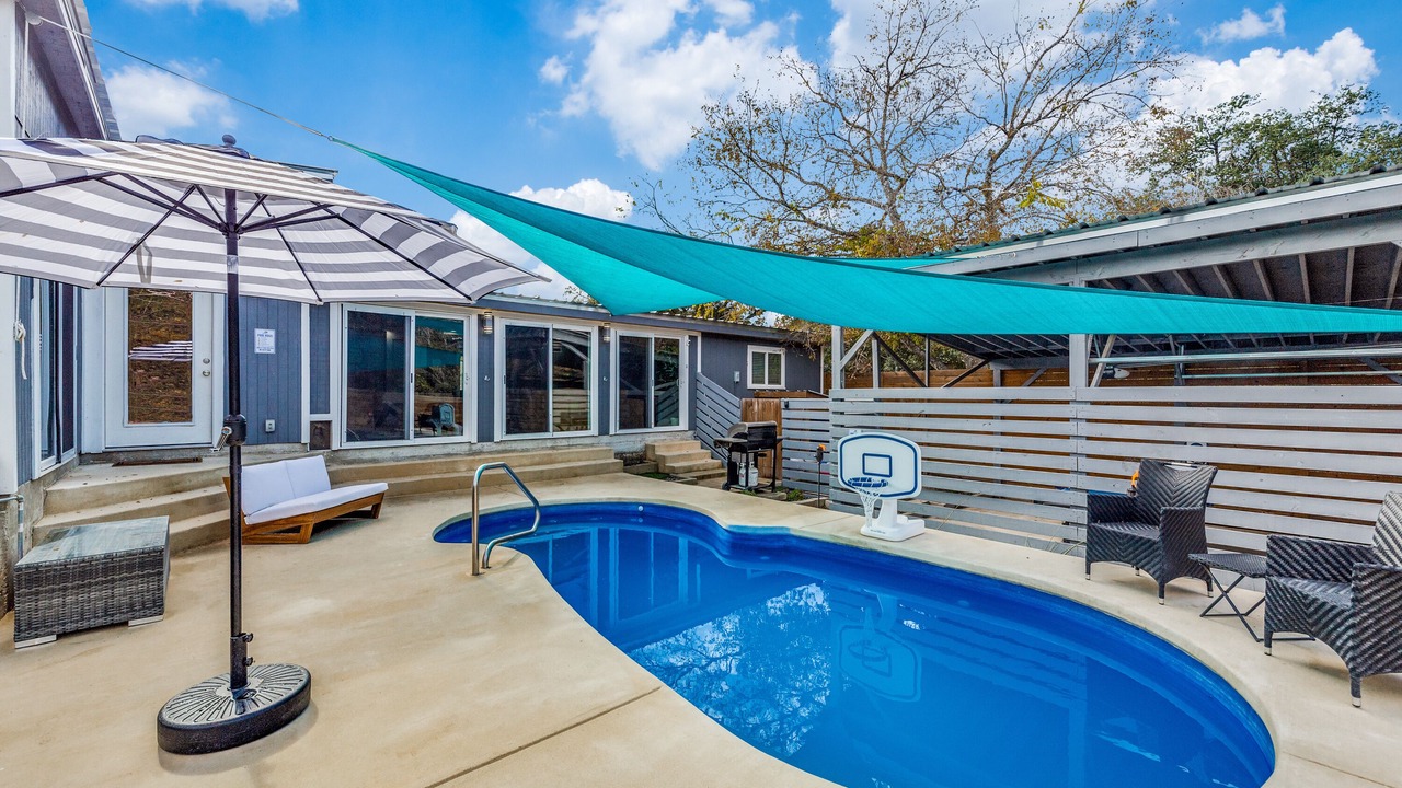 Photo of Outdoor in Oak Park - Northwood