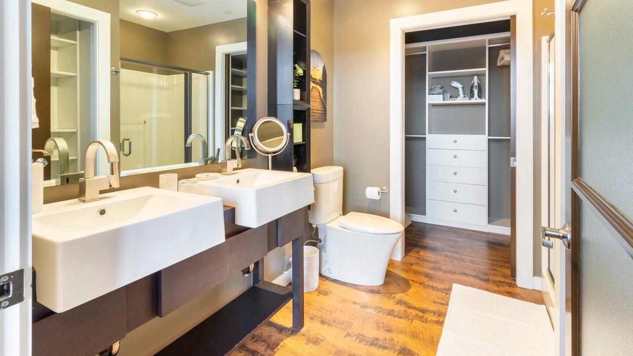 Photo of Bathroom in Elizabeth Park Valley