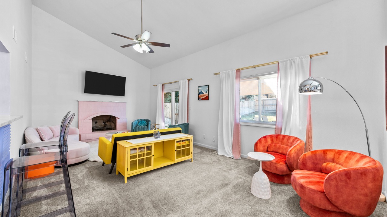 Photo of Livingroom in South Westminster