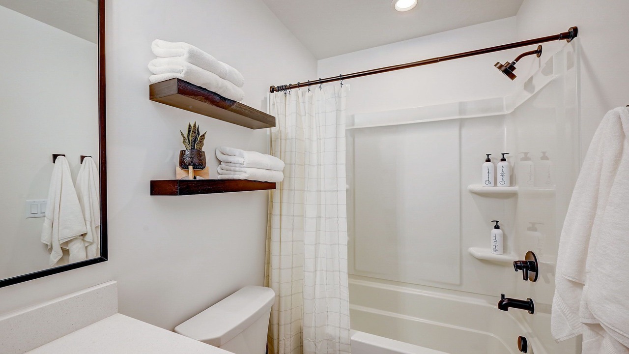 Photo of Bathroom in Mountain Green