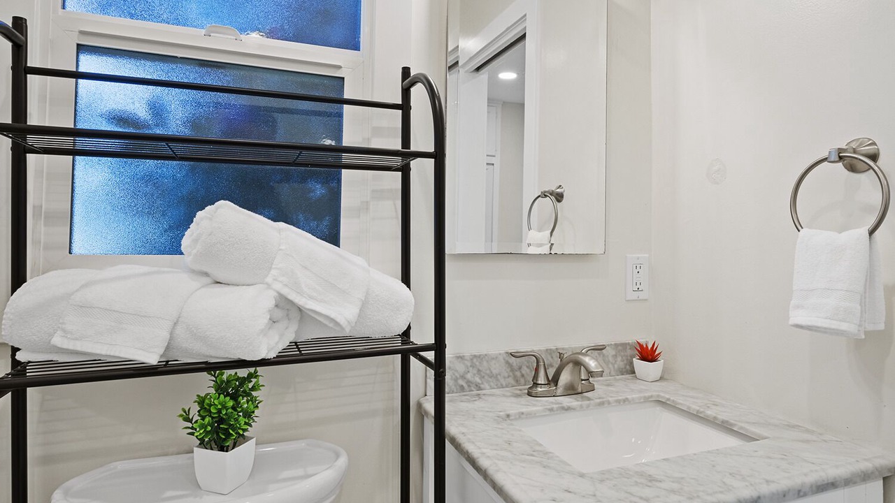 Photo of Bathroom in Park Santiago