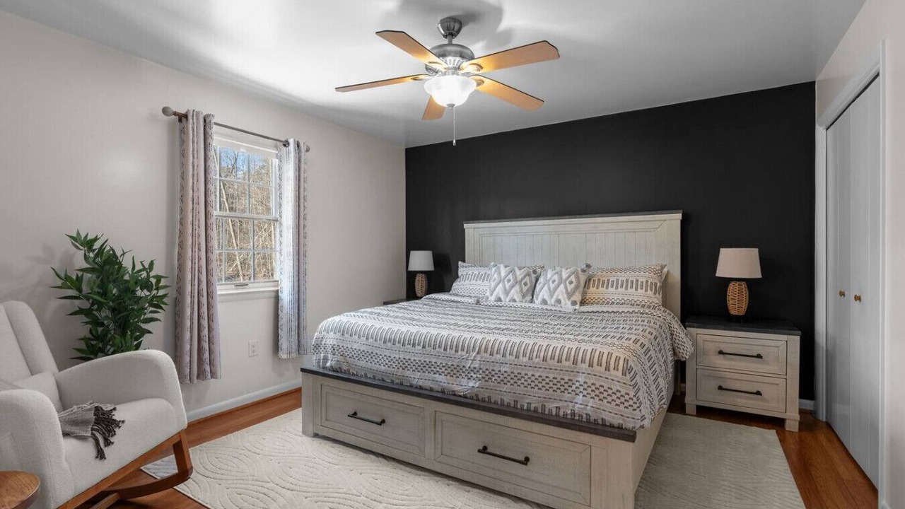 Photo of Bedroom in Newport