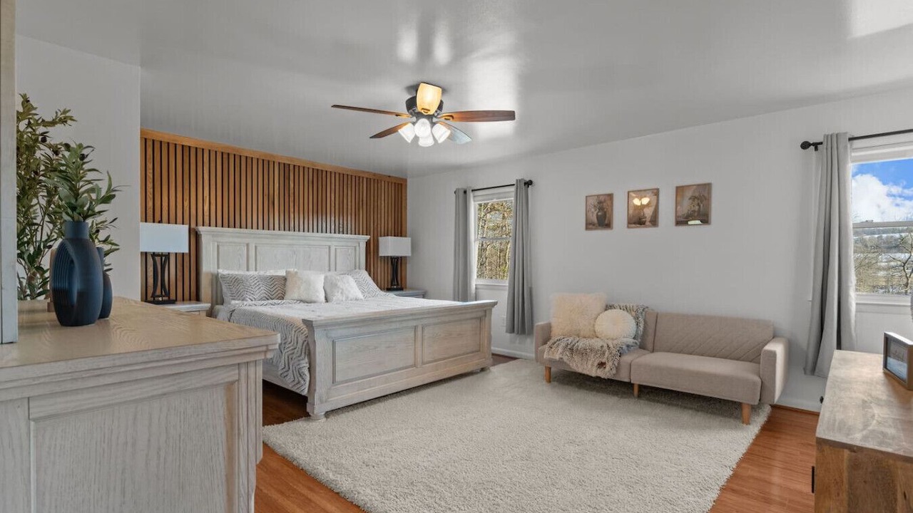 Photo of Bedroom in Newport