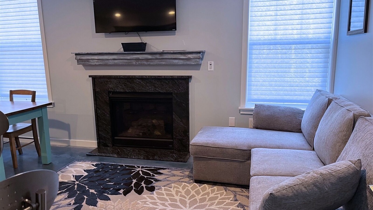 Photo of Livingroom in Miami Park