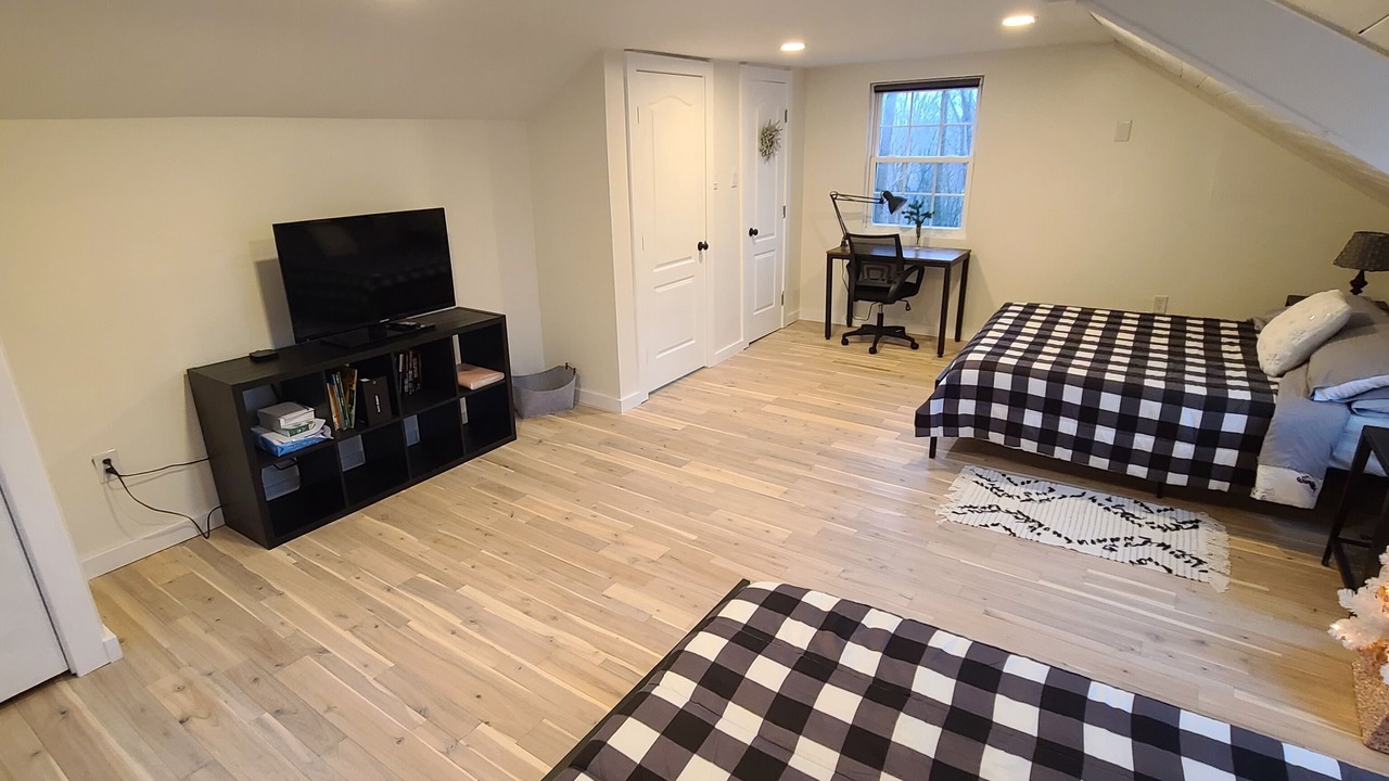 Photo of Bedroom in Alpine Lake