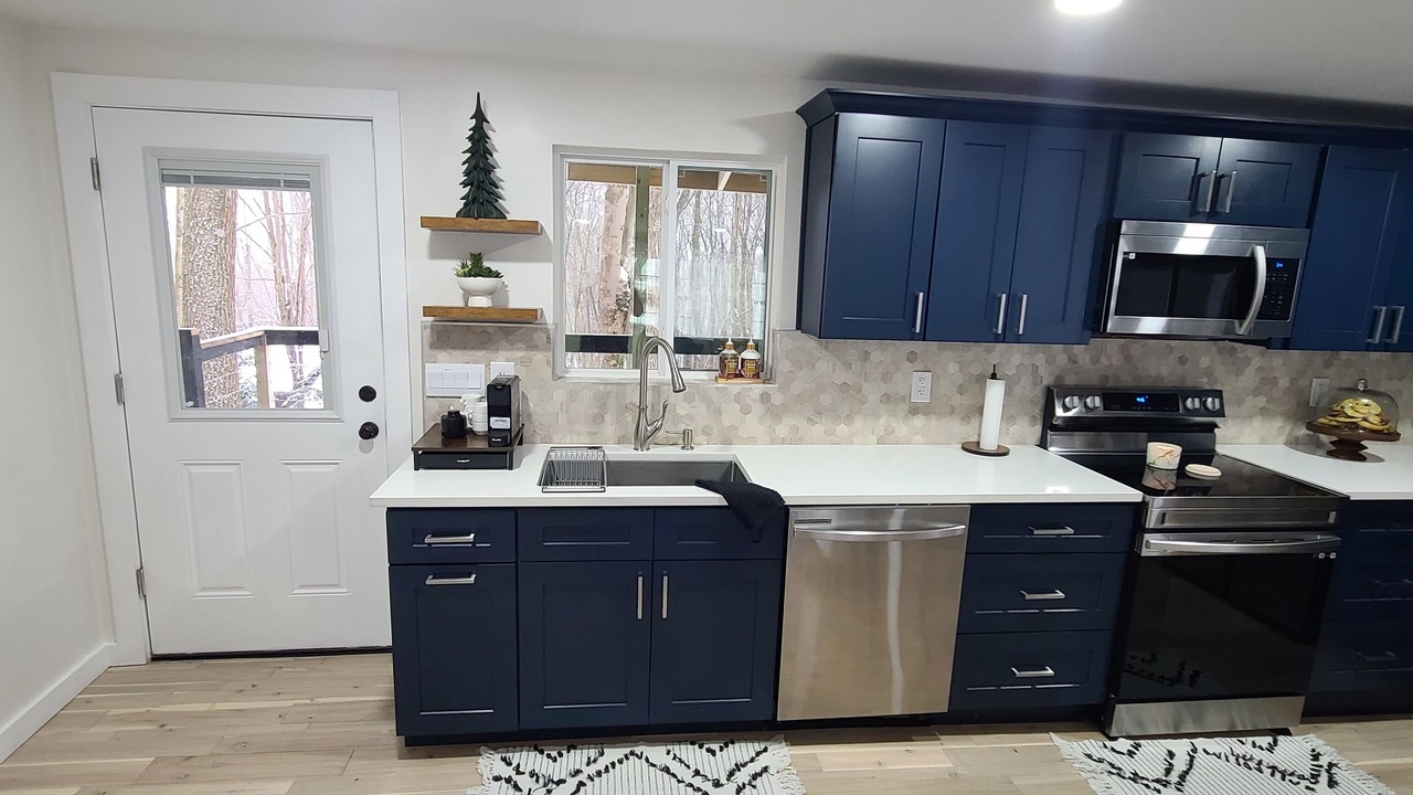 Photo of Kitchen in Alpine Lake