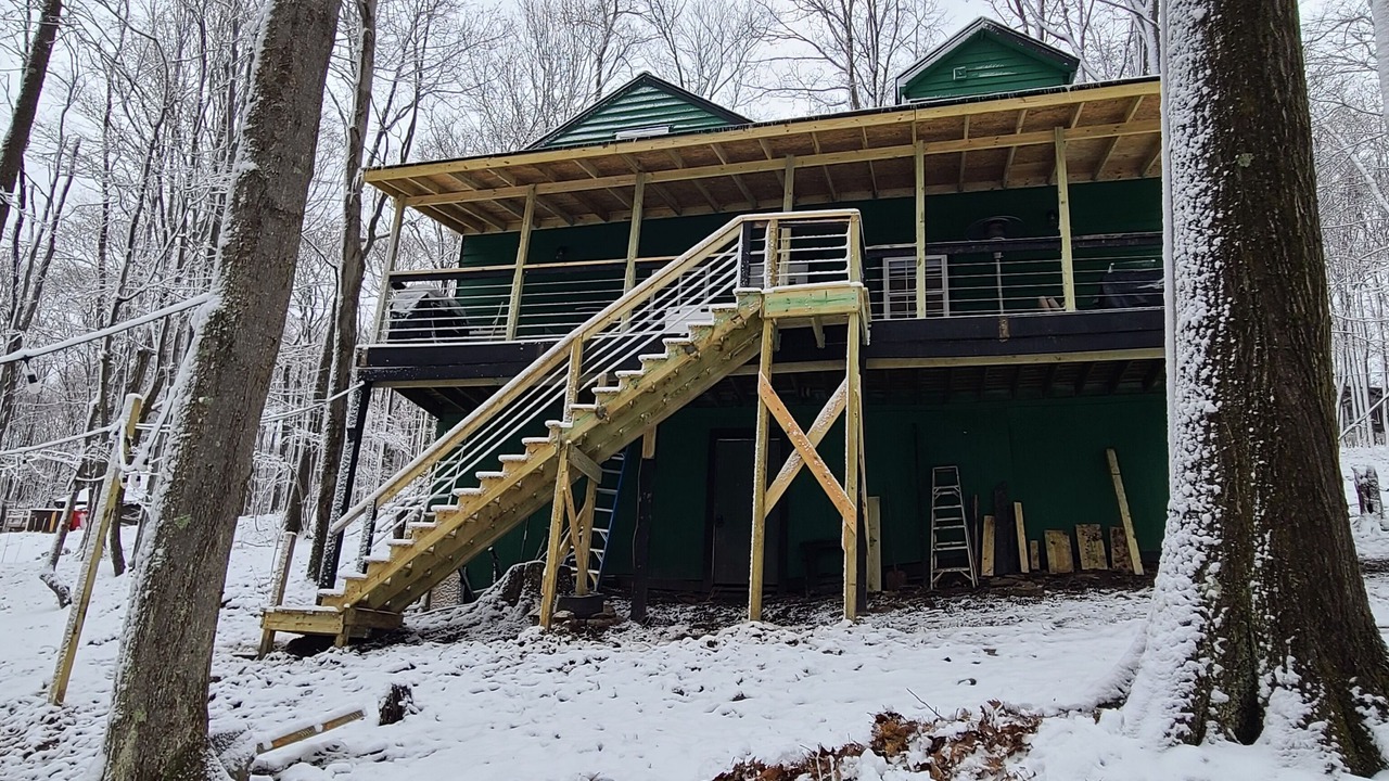 Photo of Outdoor in Alpine Lake