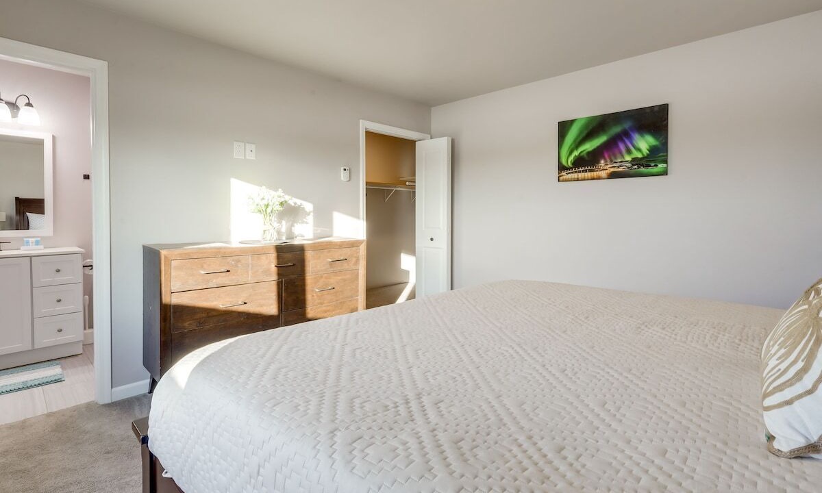 Photo of Bedroom in Fairbanks