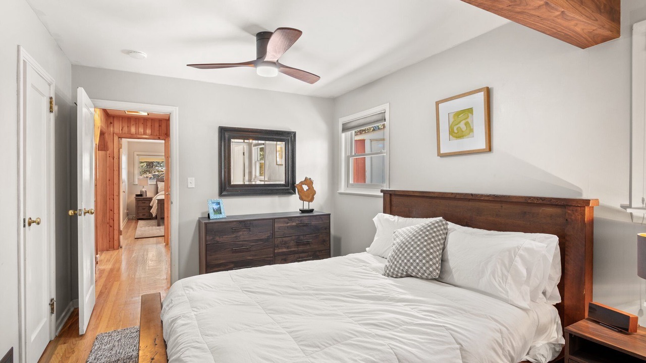 Photo of Bedroom in Kerr Gulch