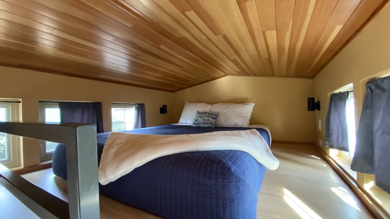 Photo of Bedroom in Lyons