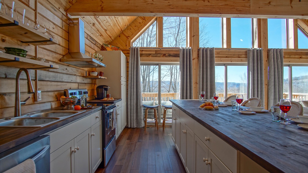 Photo of Kitchen in Mountain Base