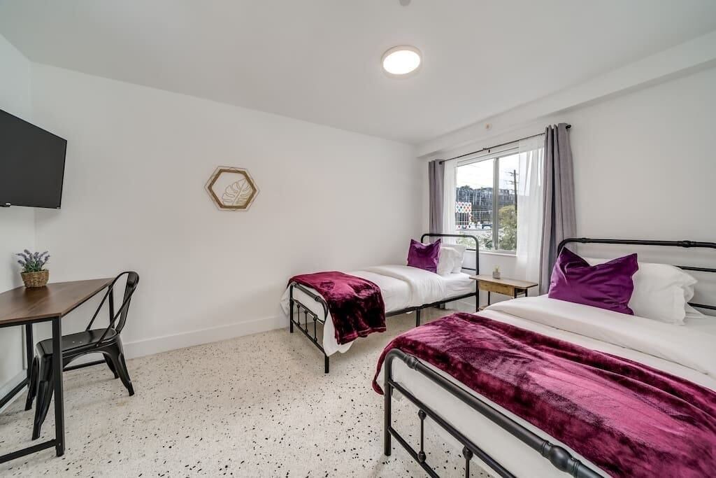 Photo of Bedroom in Midtown