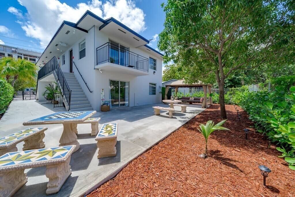Photo of Outdoor in Midtown