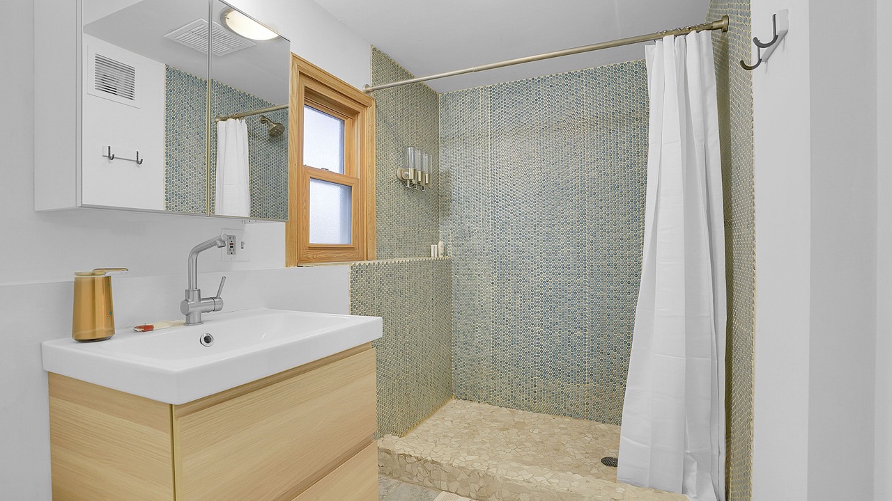Photo of Bathroom in Longmont