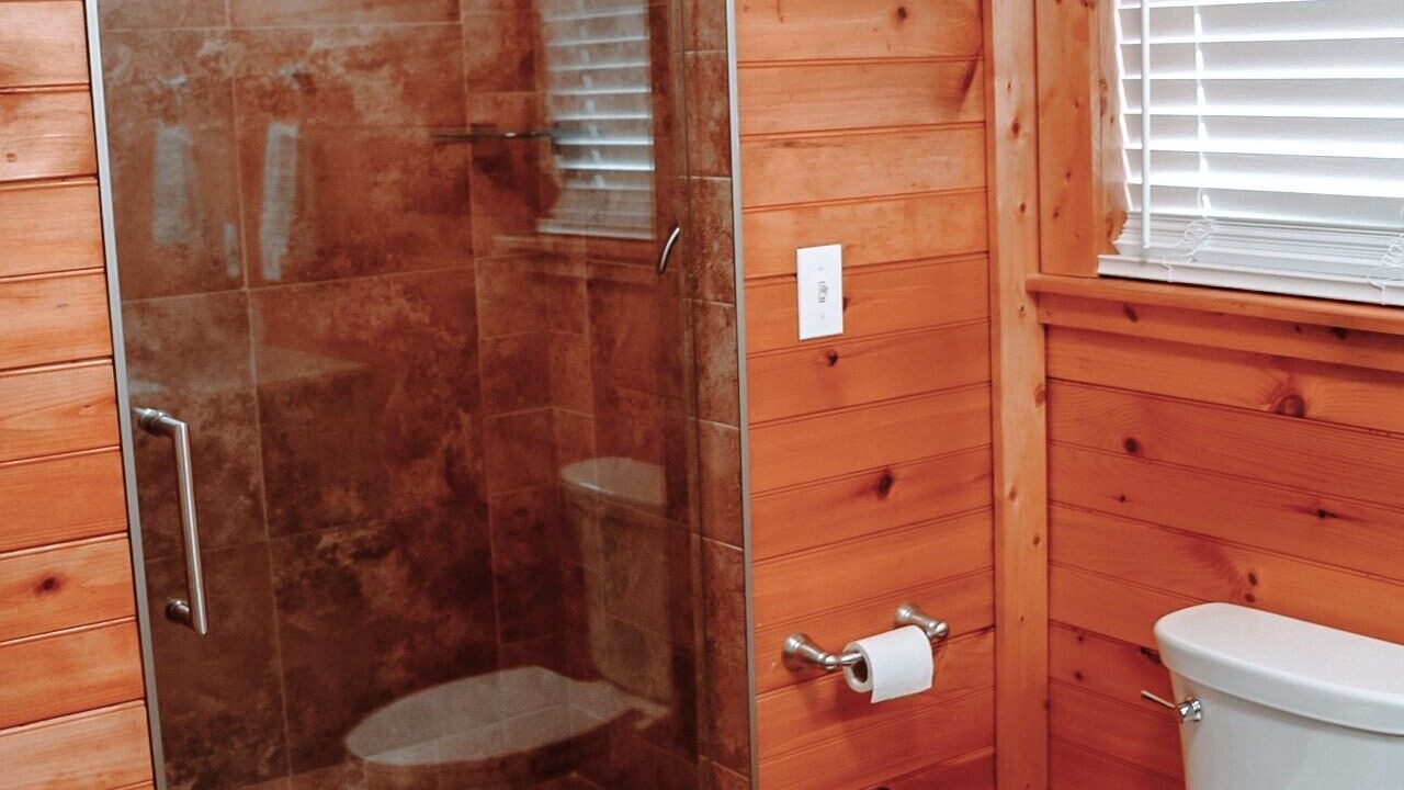 Photo of Bathroom in Elgin