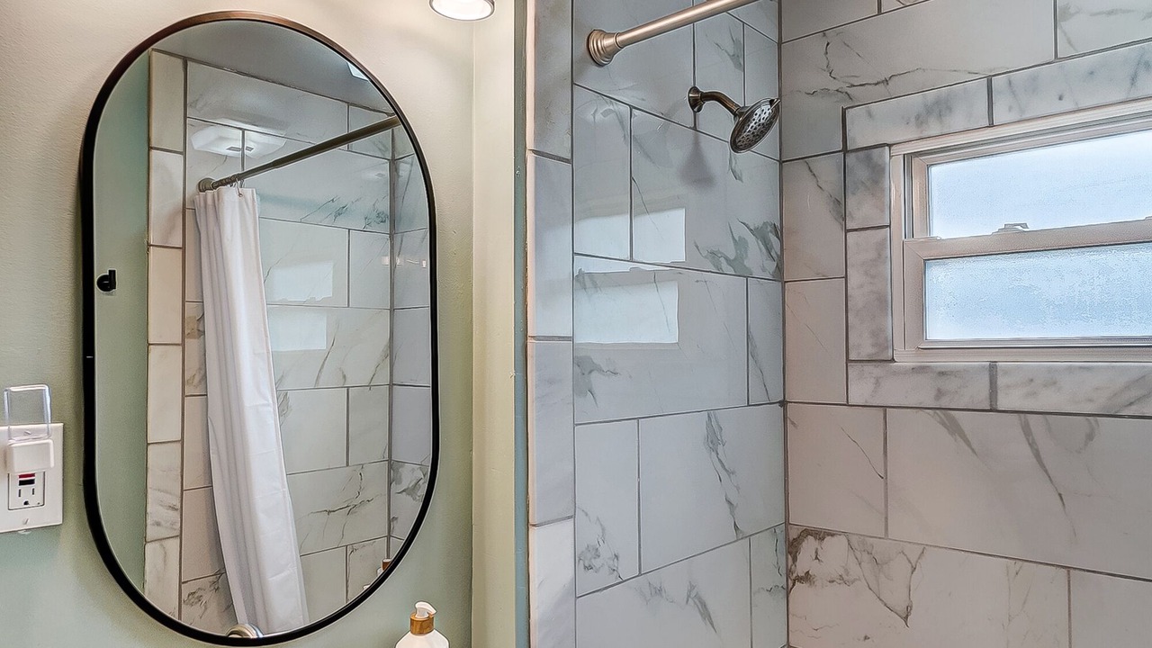 Photo of Bathroom in Bowling Green