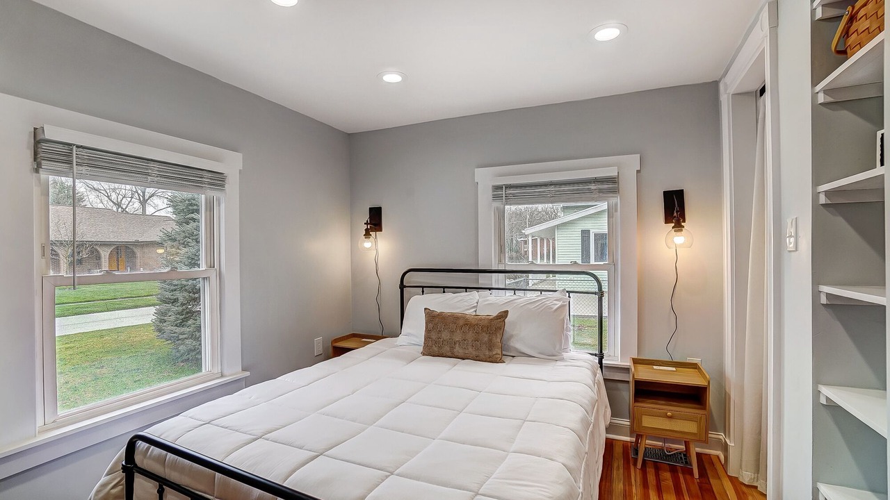 Photo of Bedroom in Bowling Green