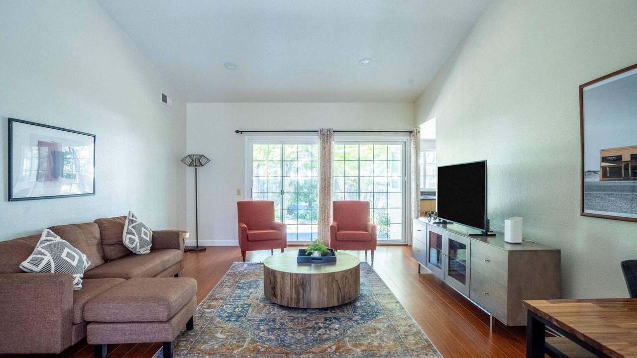Photo of Livingroom in Foster City