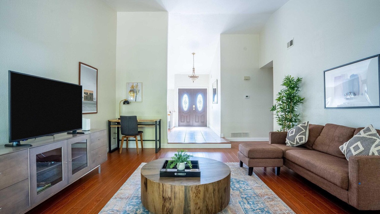 Photo of Livingroom in Foster City