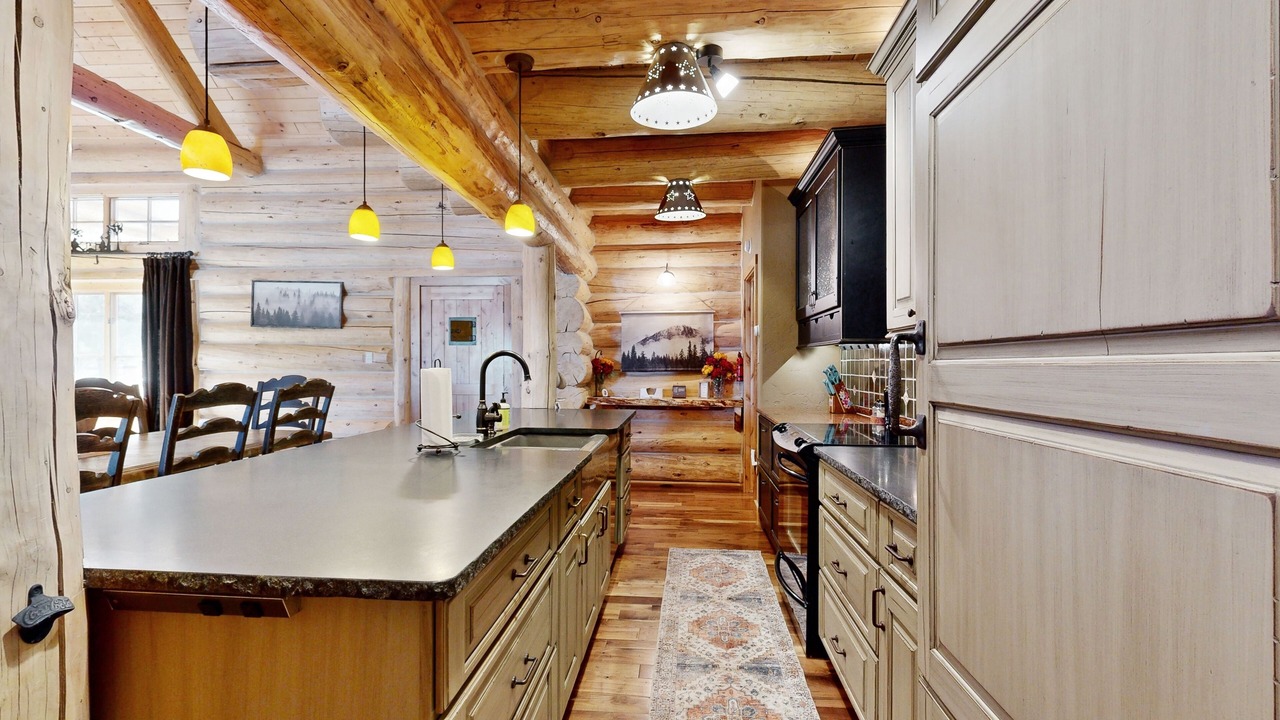 Photo of Kitchen in South Fork