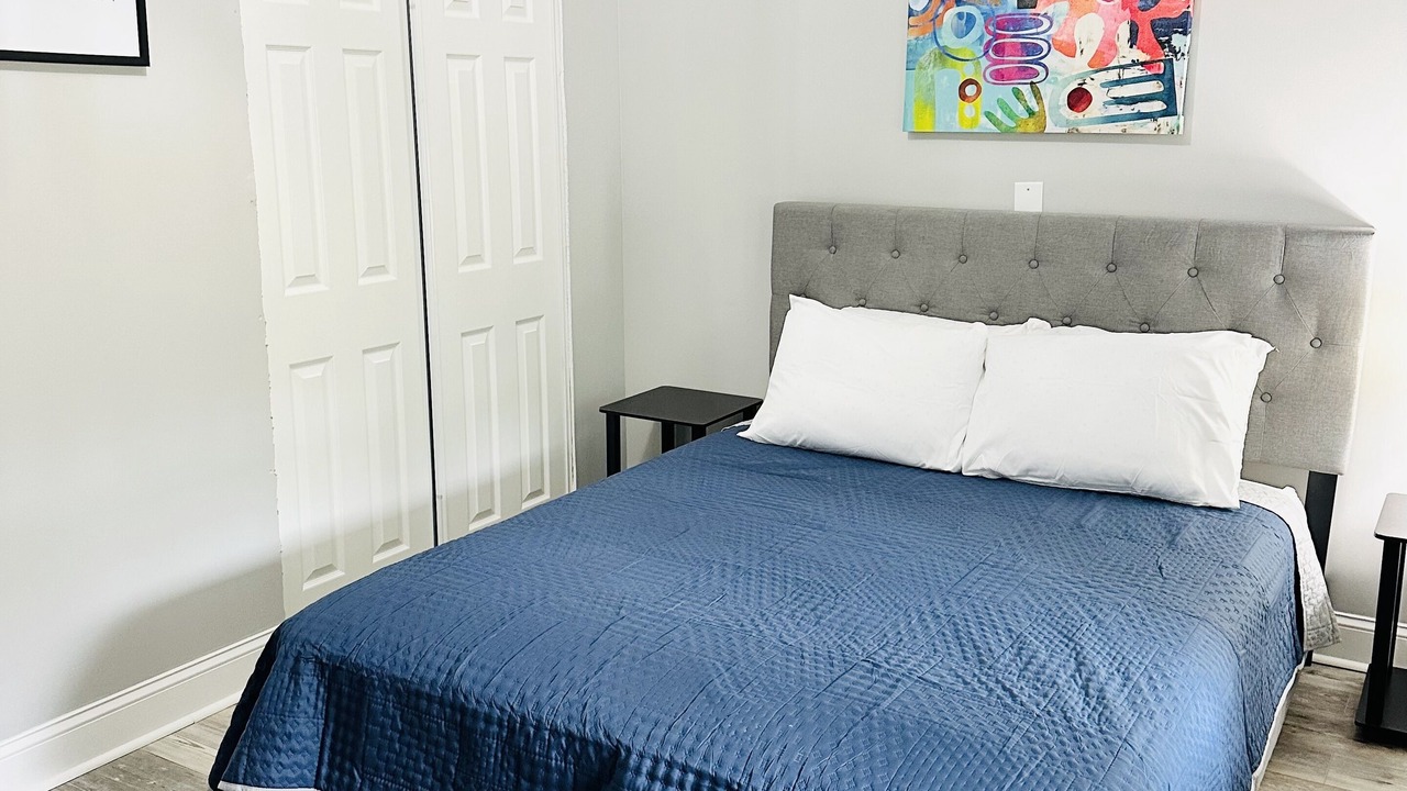 Photo of Bedroom in Rossville