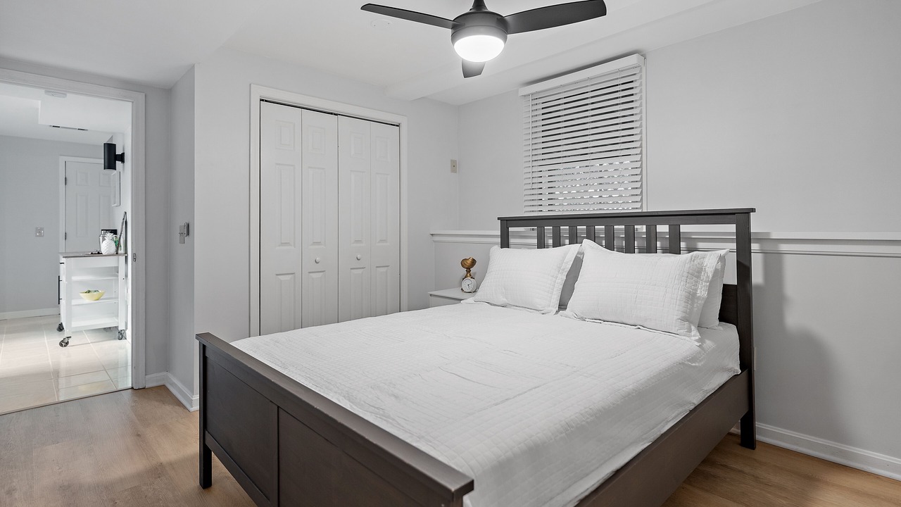 Photo of Bedroom in Saunderstown