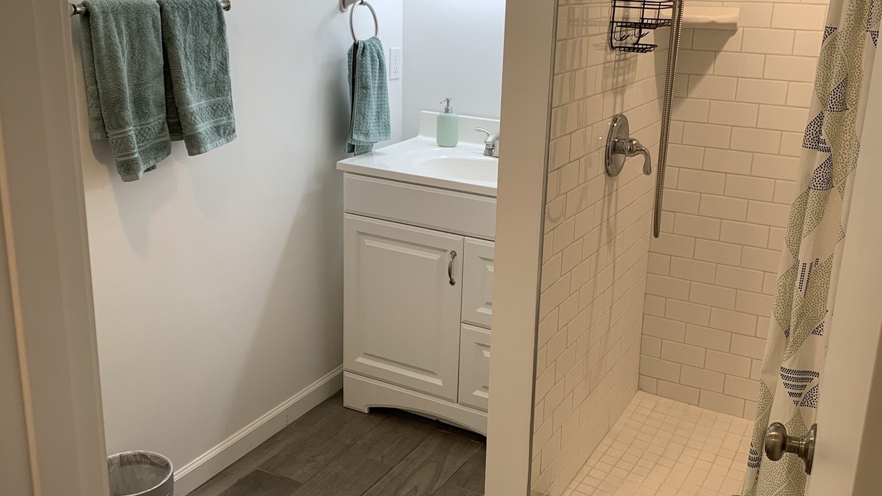 Photo of Bathroom in North Admiral