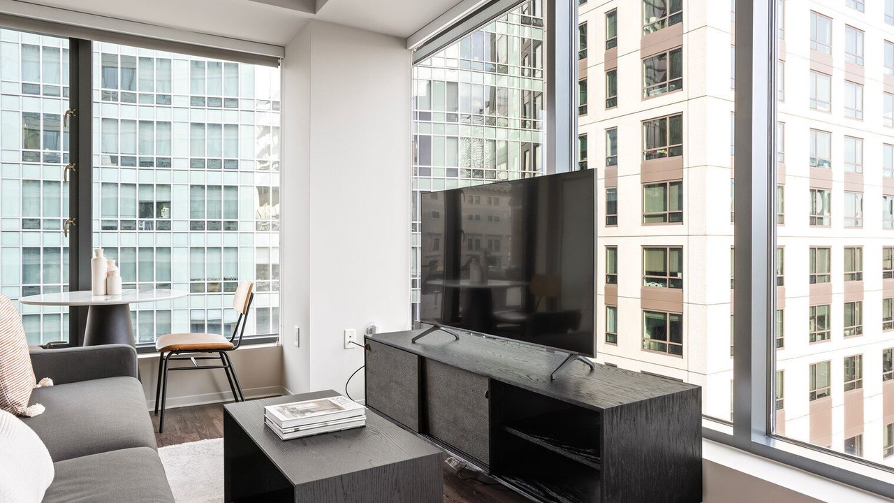 Photo of Livingroom in Theatre District