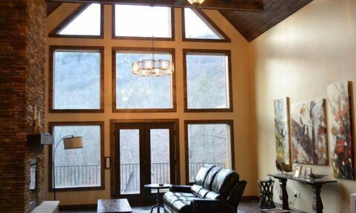 Photo of Bedroom in Massanutten