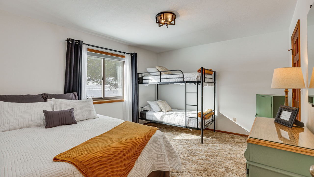 Photo of Bedroom in Grand Lake