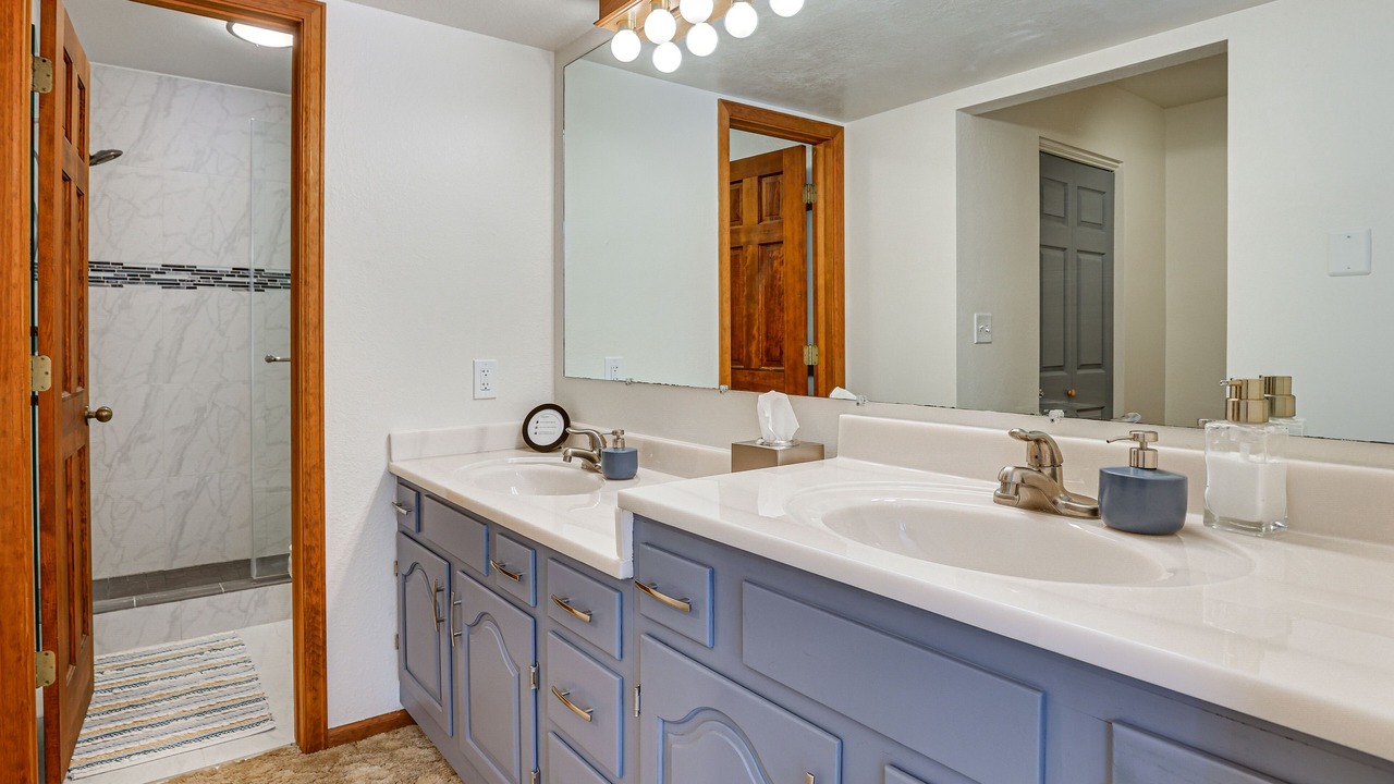 Photo of Bathroom in Grand Lake