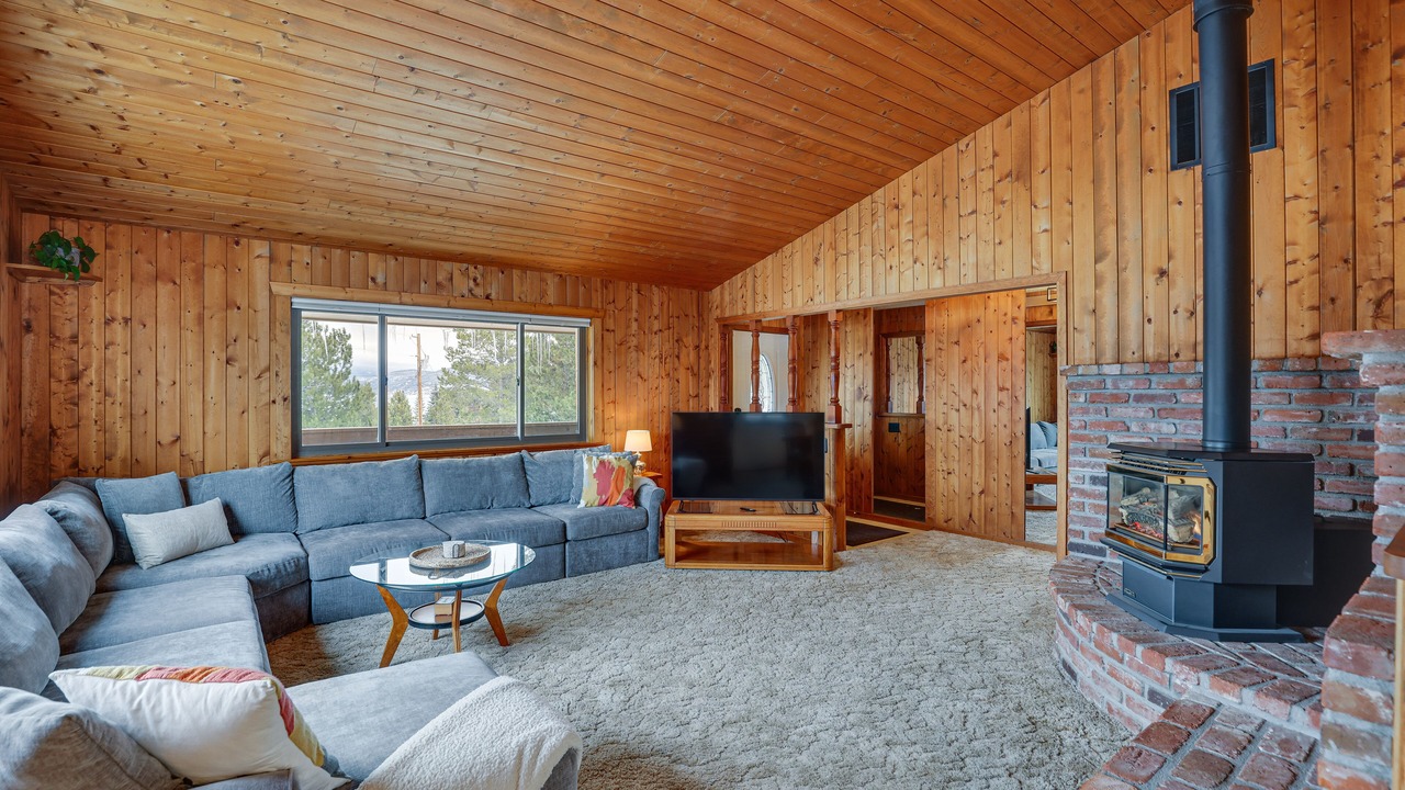 Photo of Livingroom in Grand Lake