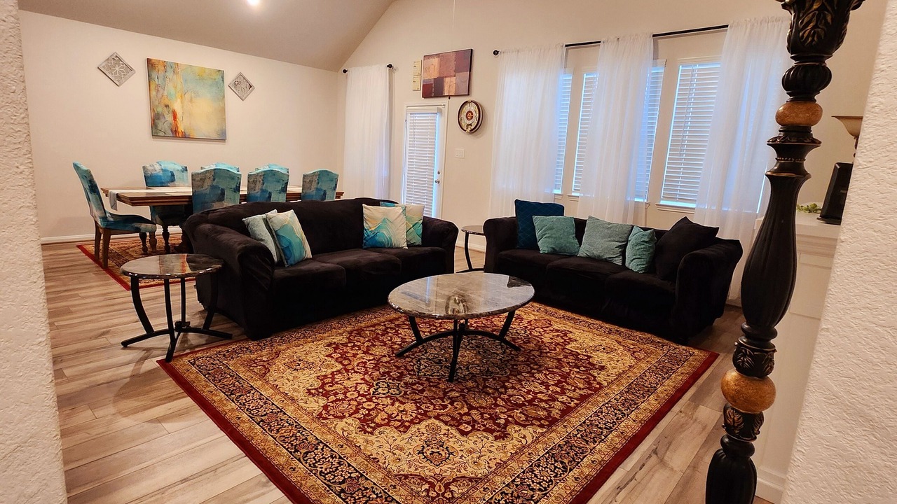 Photo of Livingroom in Missouri City