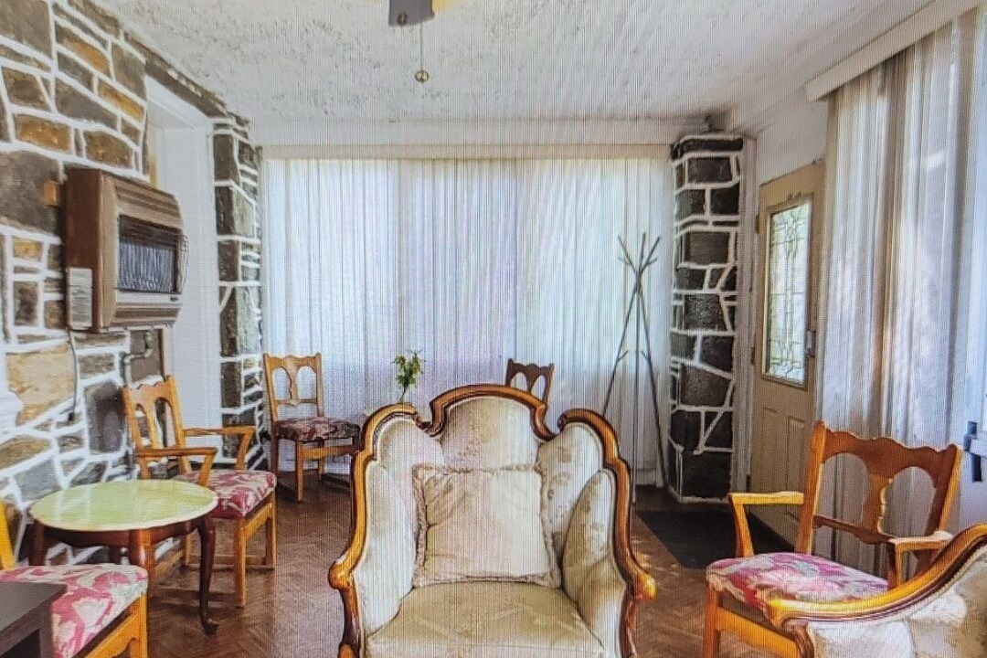 Photo of Livingroom in Upper Darby